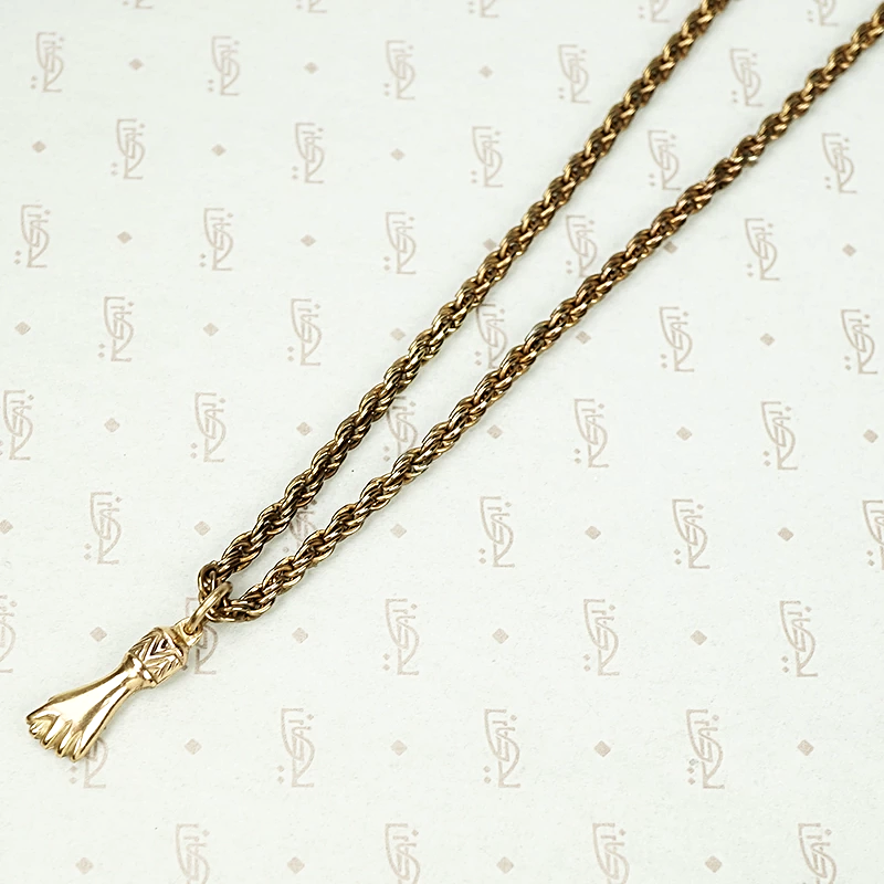 The Golden Figa Necklace