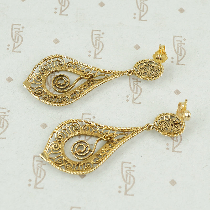 Vintage 1960's Gold Filigree Drop Earrings