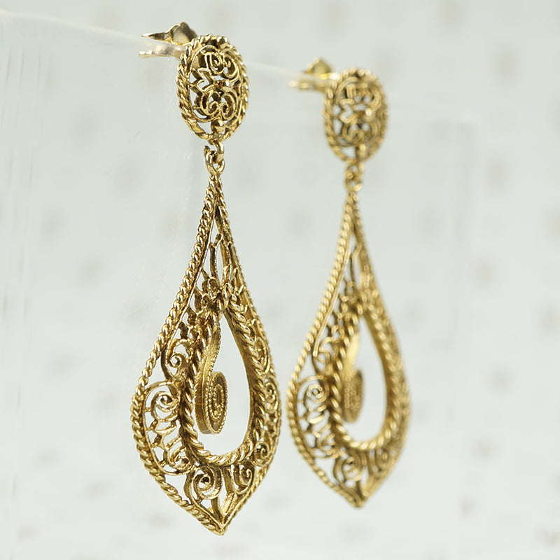 Vintage 1960's Gold Filigree Drop Earrings