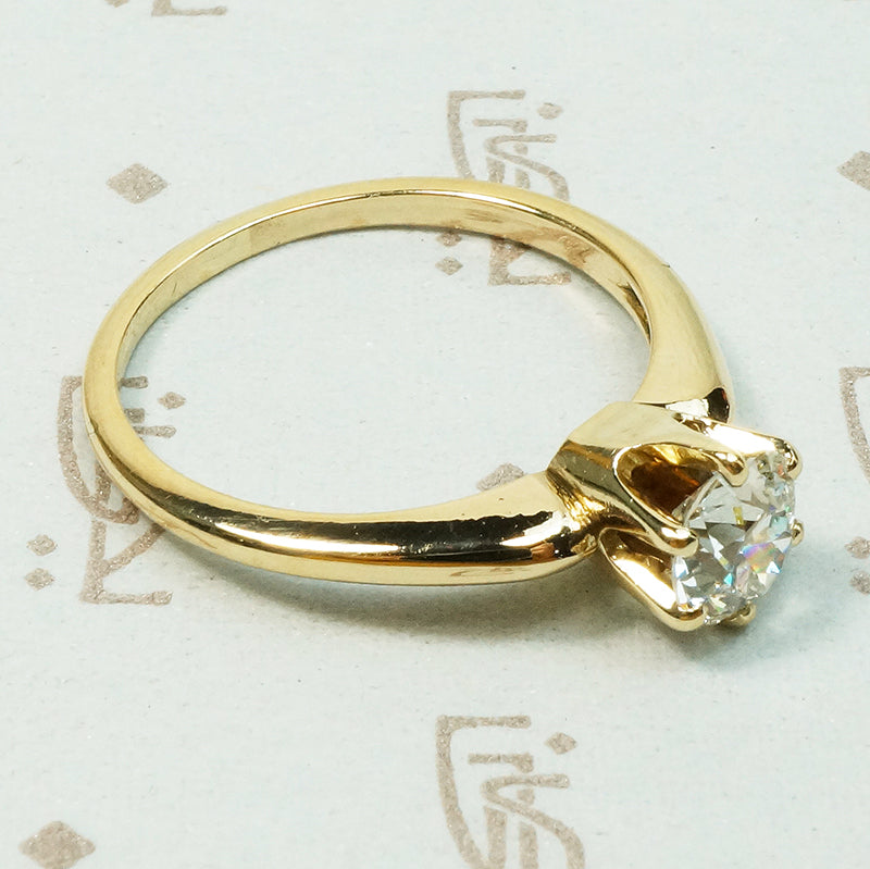 Lovely Gold OEC Diamond Solitaire