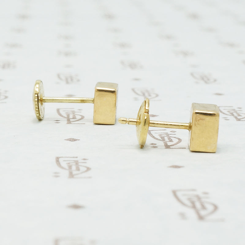 square 14k gold quartz studs