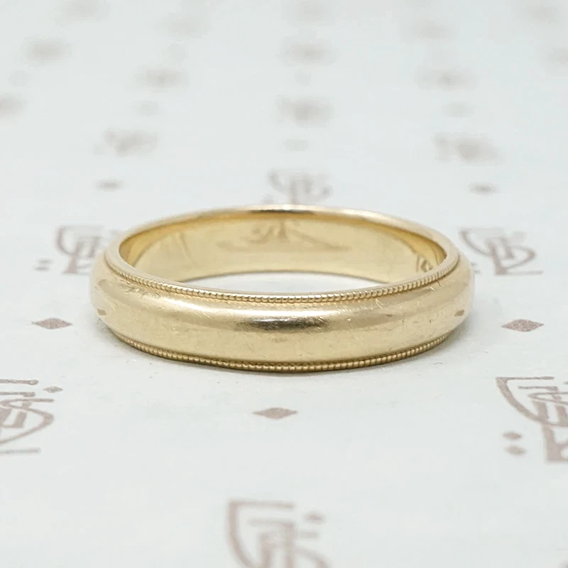 Vintage Gold Band with Milgrain Edge