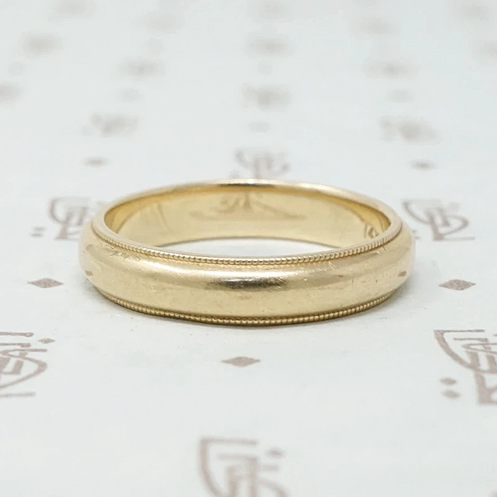 Vintage Gold Band with Milgrain Edge