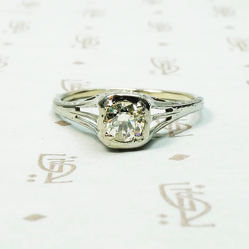 Light Green Diamond Solitaire Engagement Ring