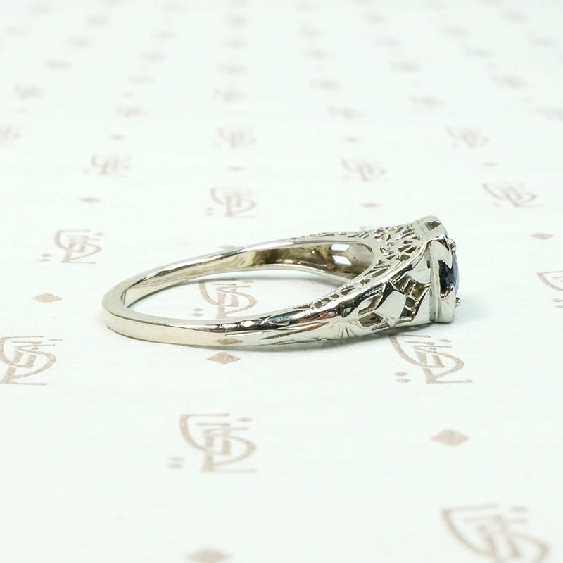Deco Sapphire Solitaire in White Gold Filigree