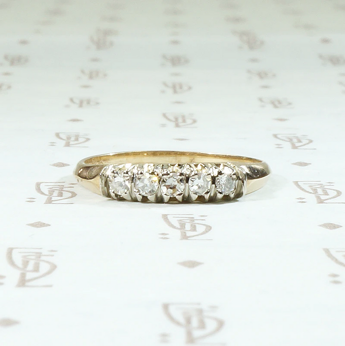 Five Diamond Knife Edge Gold Wedding Band