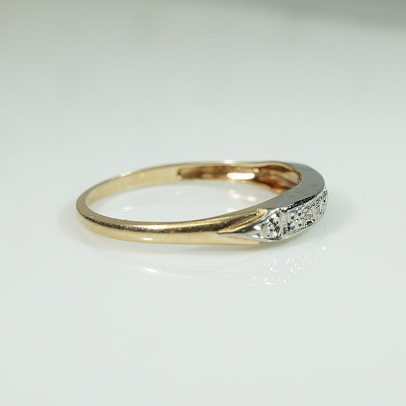Twinkling 1940's 2-tone Gold and Diamond Band
