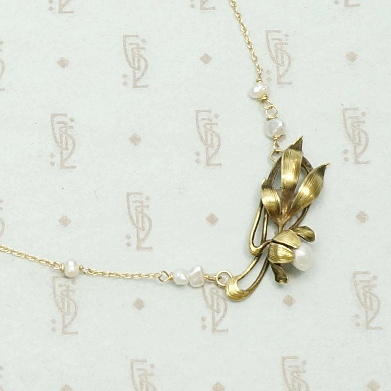 Art Nouveau Gold & Pearl Necklace by brunet, detail