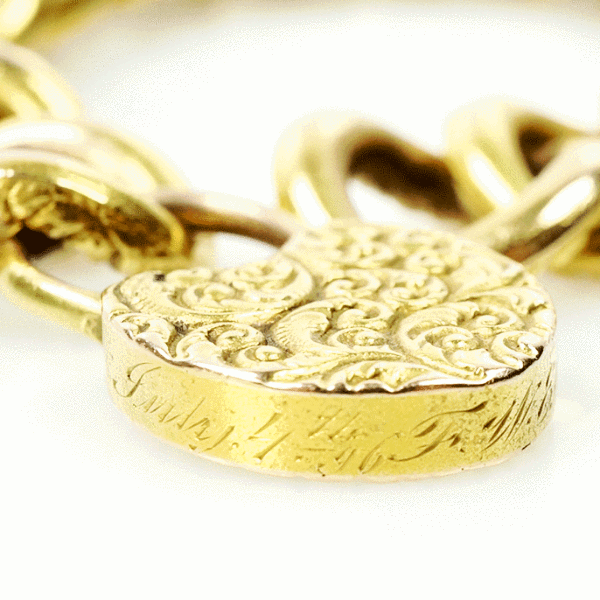 Victorian 15k Yellow gold Repoussé Heart Lock Bracelet