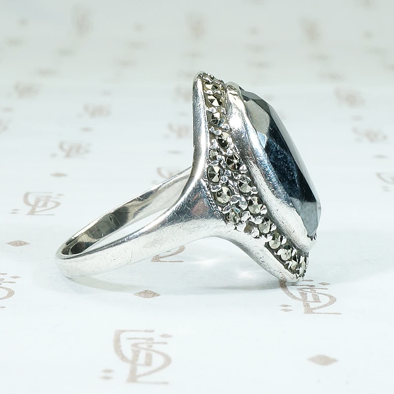 Icy Grey Glitter Hematite & Marcasite Silver Ring