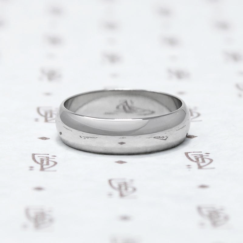 The Classic Half Round Wedding Band in platinum