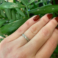 Fancy Scalloped Platinum 1940s Wedding Band