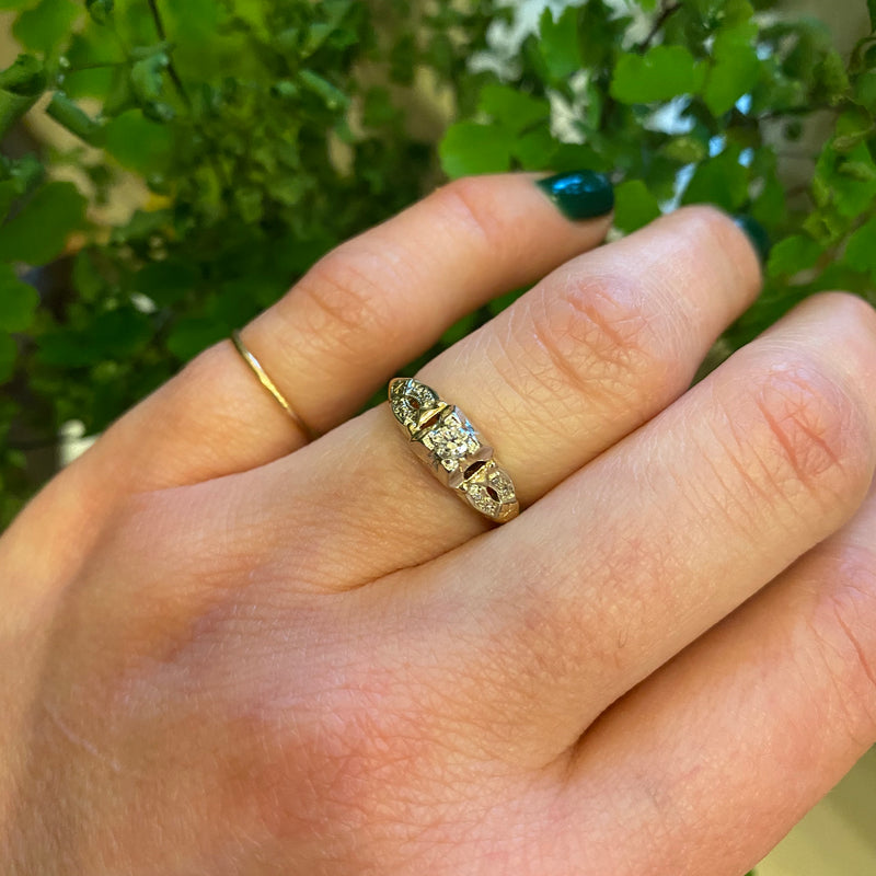 Lovely Details 1930's Engagement Ring
