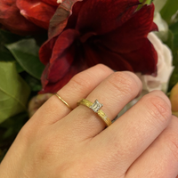 Vintage 18k Yellow Gold Emerald Cut Diamond Ring