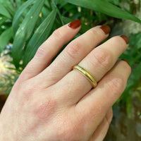 Vintage Gold Band with Milgrain Edge