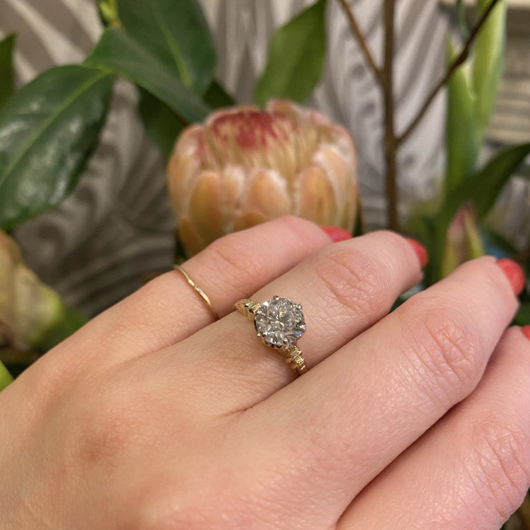 1.32 Carat Vintage Diamond Yellow Gold Solitaire