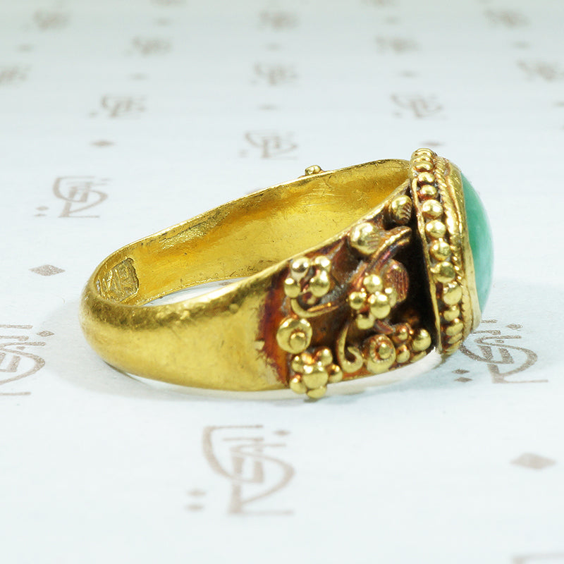 Antique Treasure Jade and 22k Gold Band