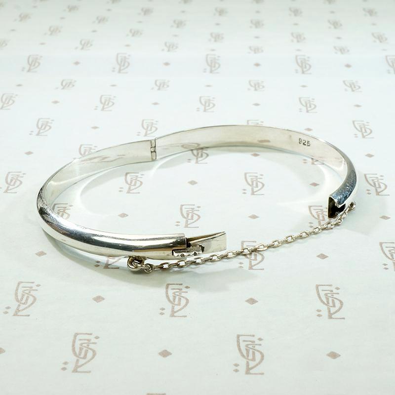 Child's Hinged Sterling Silver Bangle Bracelet