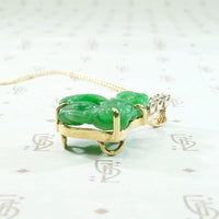 Sassy Jade Squirrel in Gold & Diamond Necklace 