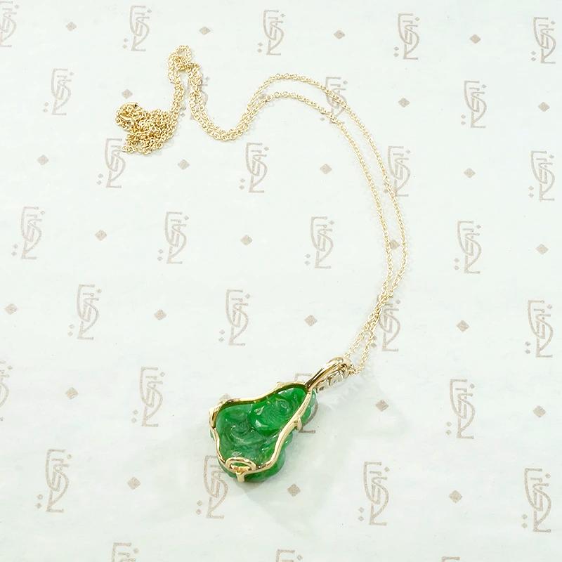 Sassy Jade Squirrel in Gold & Diamond Necklace 