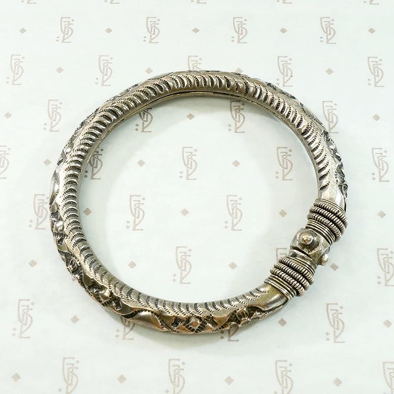 Engraved & Filigreed Silver Bangle Bracelet