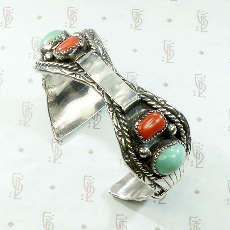 Lady's Vintage Native American Navajo Turquoise Coral Sterling Silver Flower Bracelet Lady's Vintage Native American Navajo Turquoise Coral Sterling Silver Flower Bracelet
