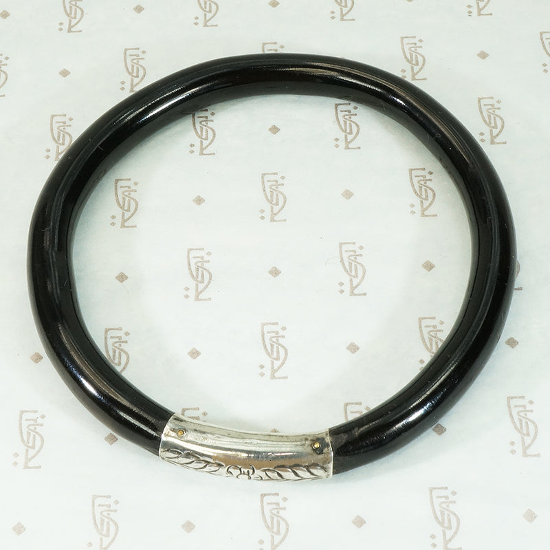 Chinese Black Lacquer Bangle with Engraved Silver Band