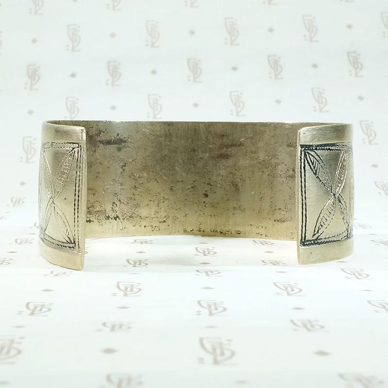North African Engraved White Brass Cuff