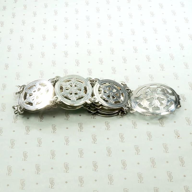 Supple Siamese Silver Flower Belt