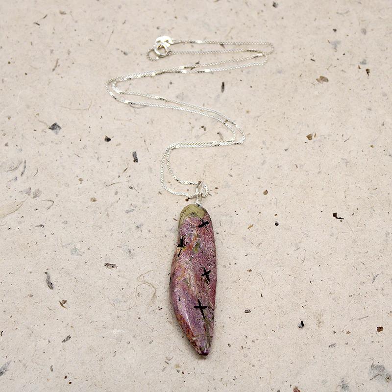 Pretty Mauve Stone Corn Maiden Pendant