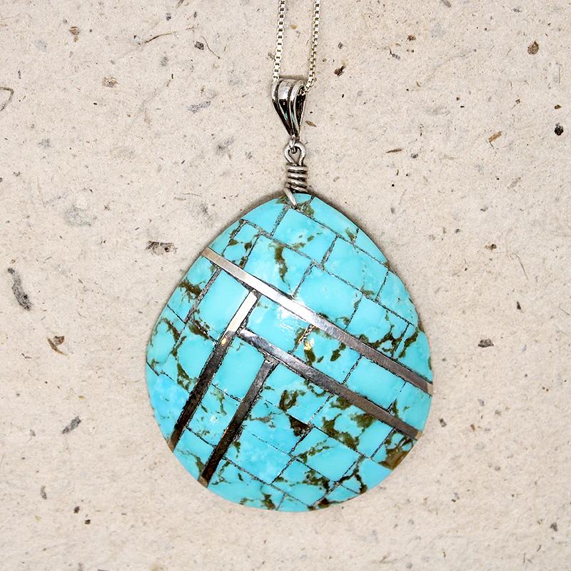 Exquisite Turquoise & Silver Inlaid Shell Necklace