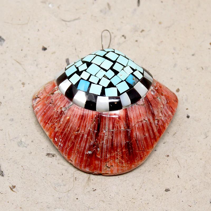 Santo Domingo Mosaic Inlay Shell Pendant