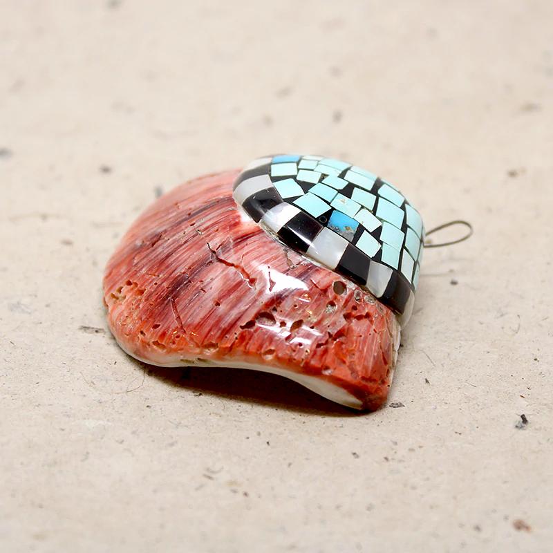 Santo Domingo Mosaic Inlay Shell Pendant
