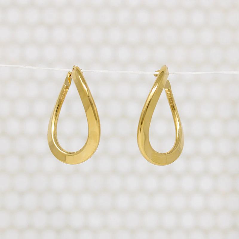 Curvy 18k Gold Vintage Hoops