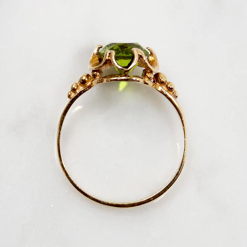 Summery Green Peridot in Flowery Ring