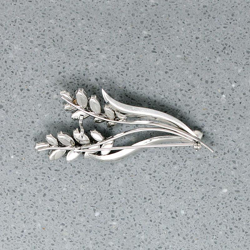 Graceful & Glittering Costume Nosegay Brooch