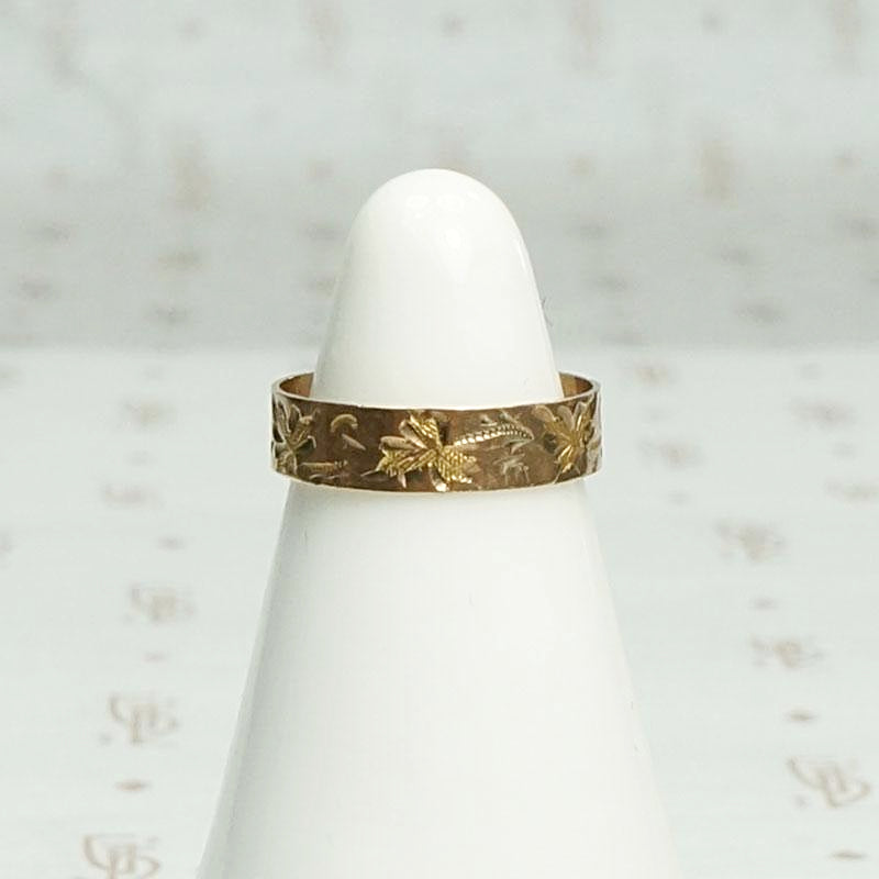 Wee Gold Sheet Band Engraved with Oak Leaves