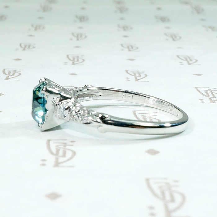 Dazzling 1940s Natural Blue Zircon Ring