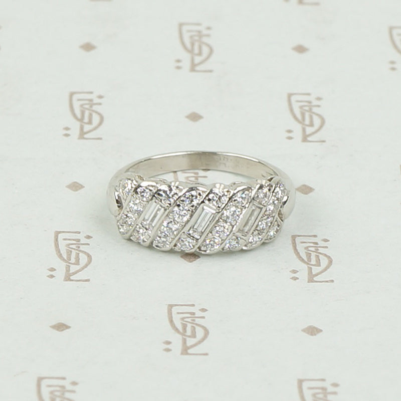 Sparkling Baguette and Round Diamond Band