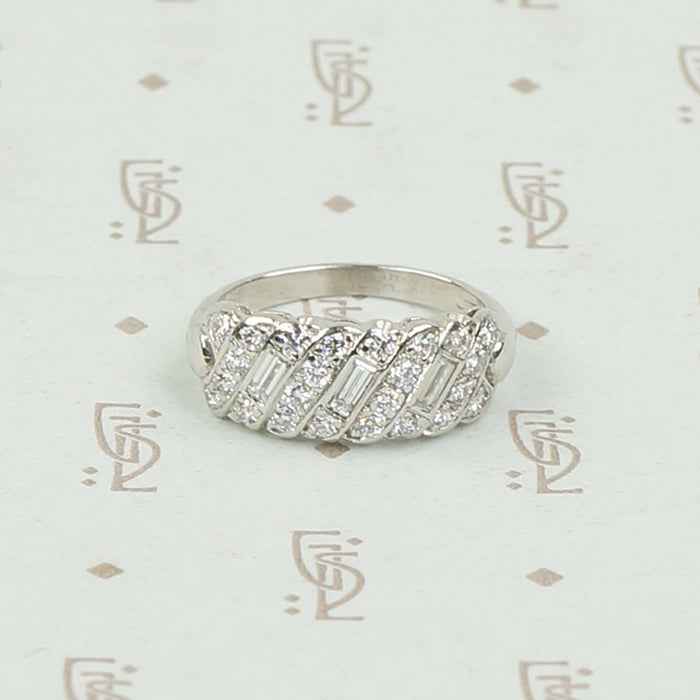 Sparkling Baguette and Round Diamond Band