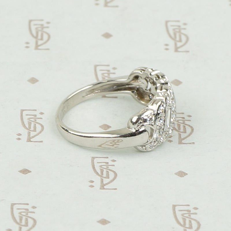 Sparkling Baguette and Round Diamond Band