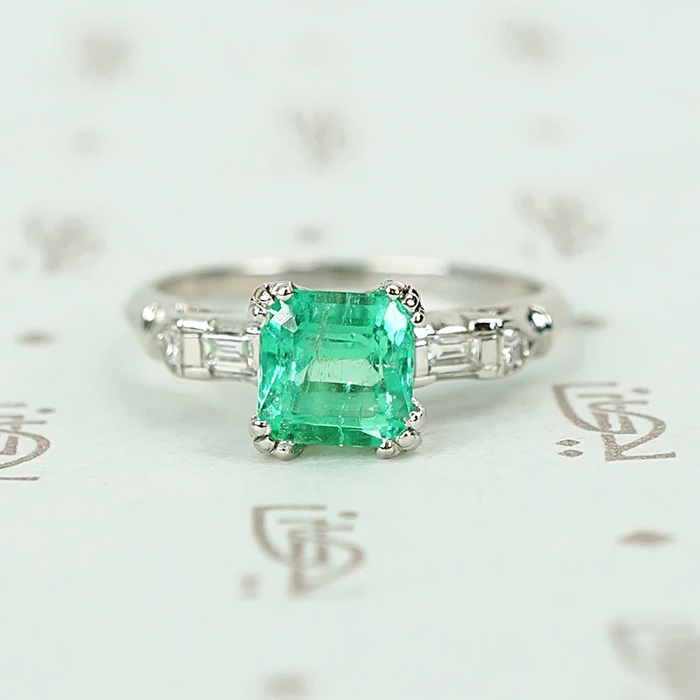 Lush Square Cut Emerald In Platinum Ring