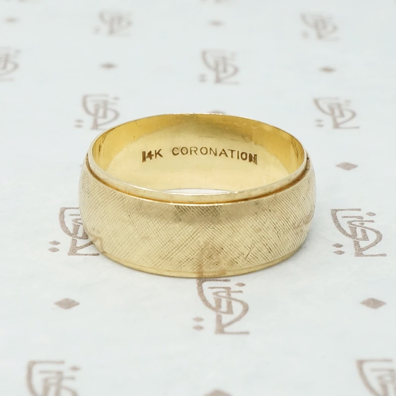 Wide 1970s Band with Crosshatch Finish