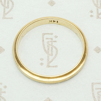 Elegantly Sculpted Gold Wedding Band, top view