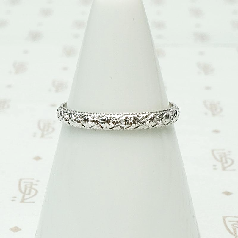 Bright White & Crisp Forget Me Not Wedding Band
