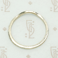 Vine & Berries Curved Wedding Band