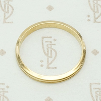 Handsome Grooved Gold Band with Sawtooth Edge