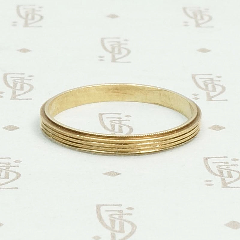 Grooved Gold Slim Vintage Band