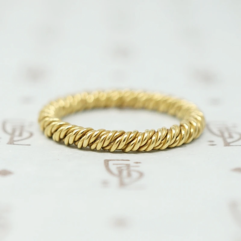 Luxe 18k Gold Rope Band