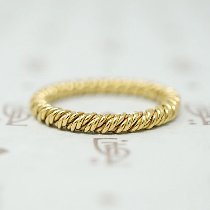 Luxe 18k Gold Rope Band